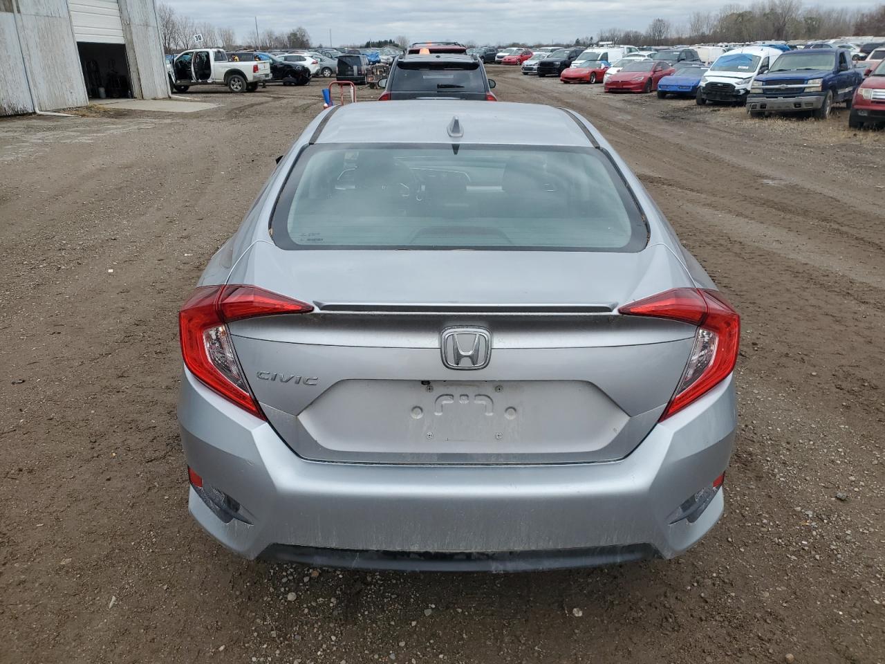 2016 Honda Civic - Image 6
