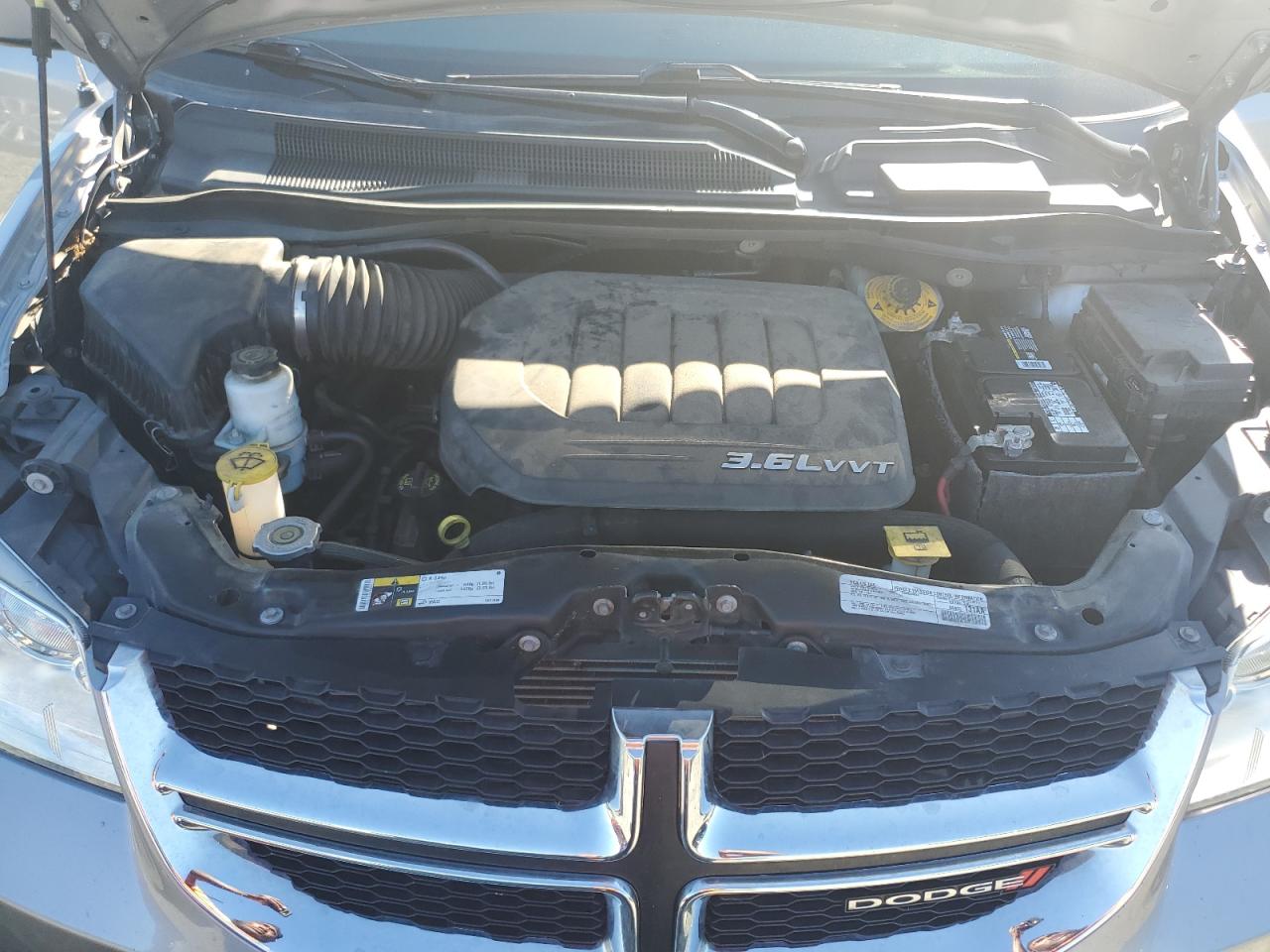 2018 Dodge Caravan - Image 12