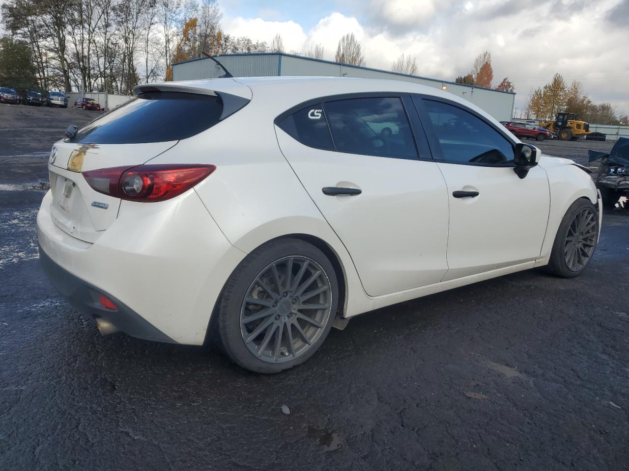 2014 Mazda 3 - Image 3