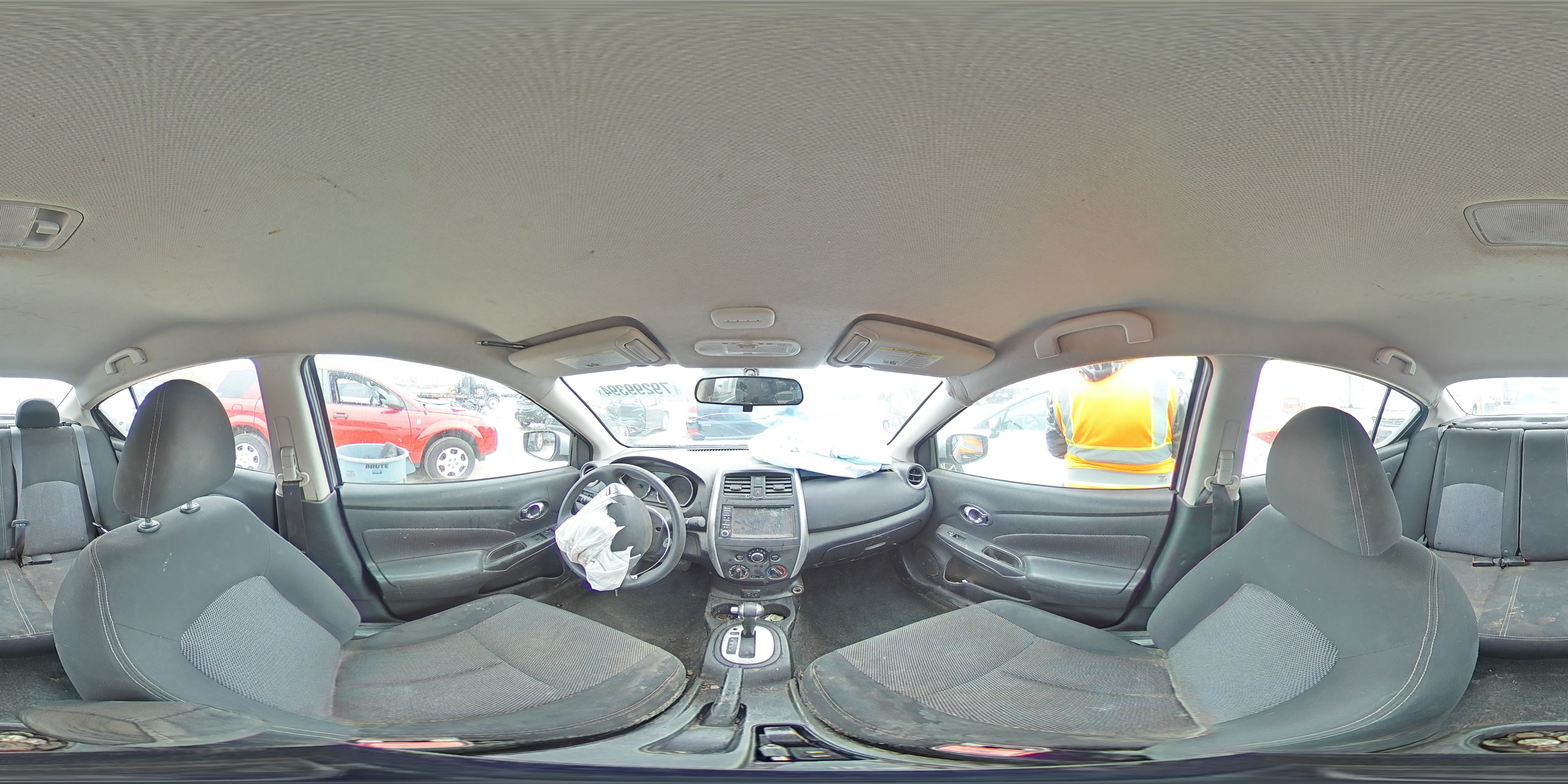 2018 Nissan Versa - Image 14