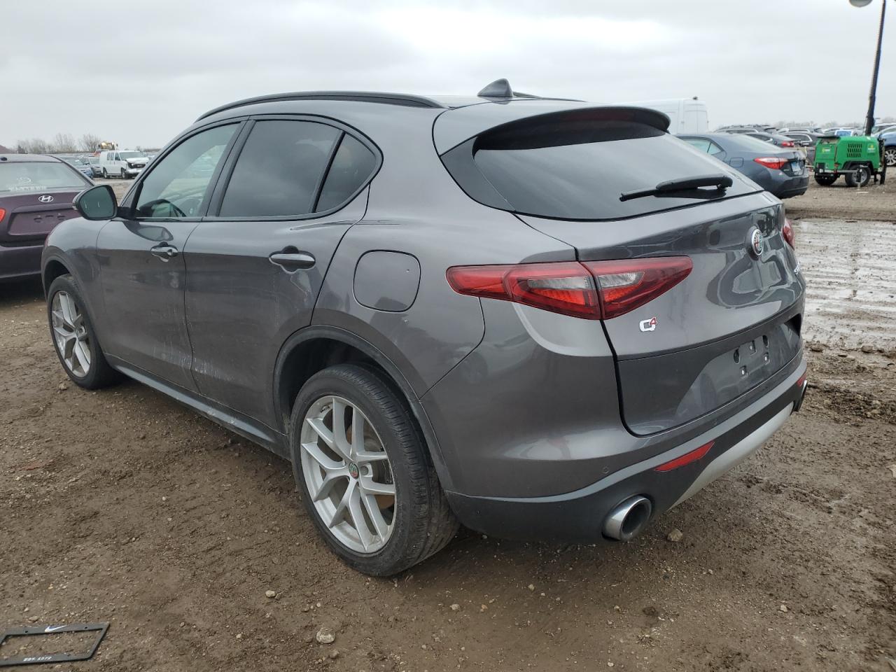 2019 Alfa Romeo Stelvio - Image 2