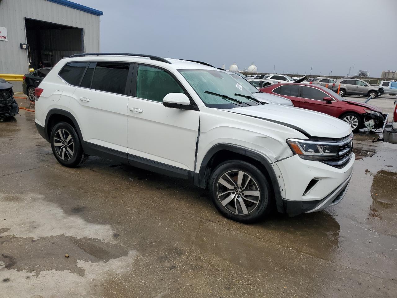 2021 Volkswagen Atlas - Image 4