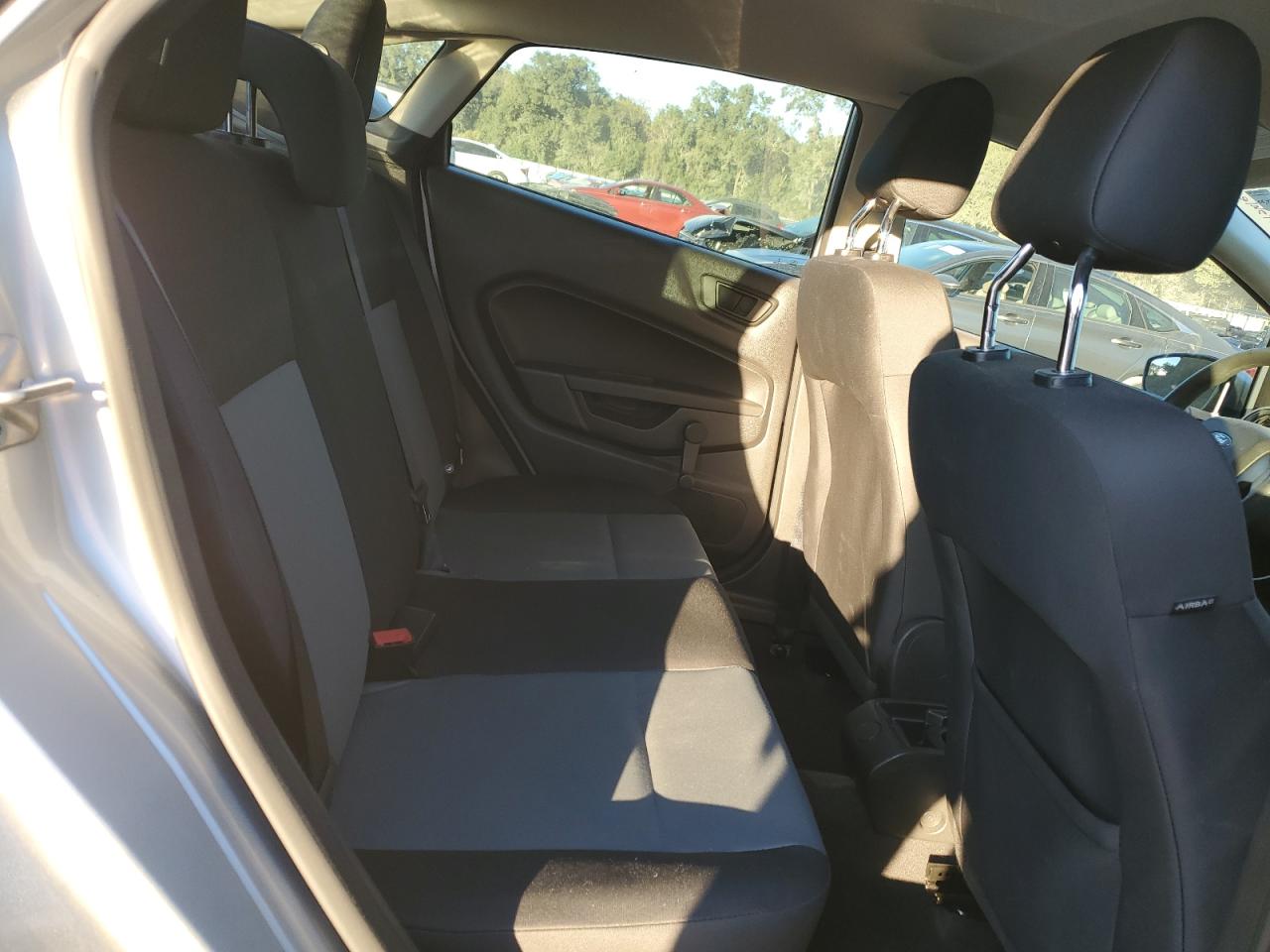 2019 Ford Fiesta - Image 10