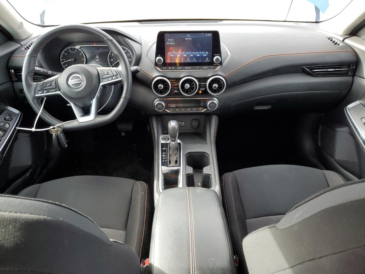 2022 Nissan Sentra - Image 8