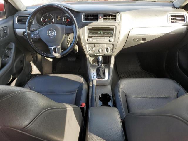  VOLKSWAGEN JETTA 2014 Красный