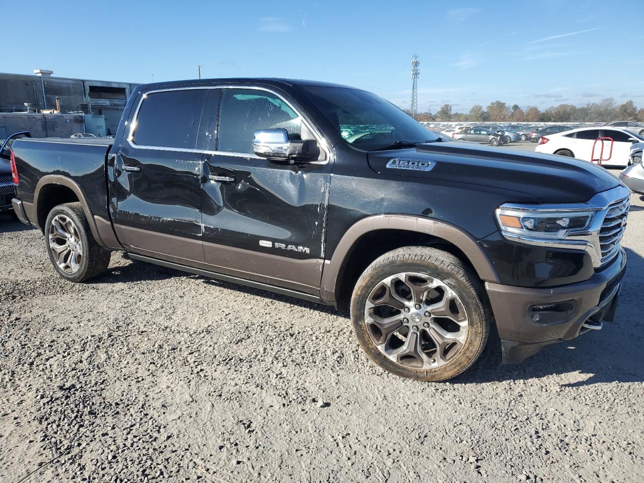 2020 RAM 1500 - Image 4