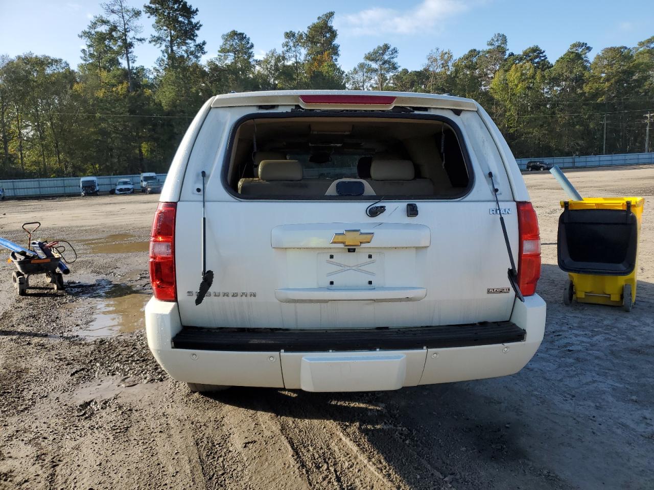 2012 Chevrolet Suburban C1500 Ltz VIN: 1GNSCKE01CR220422 Lot: 81174644