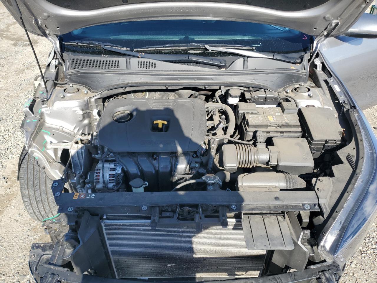 2023 Kia Forte - Image 11