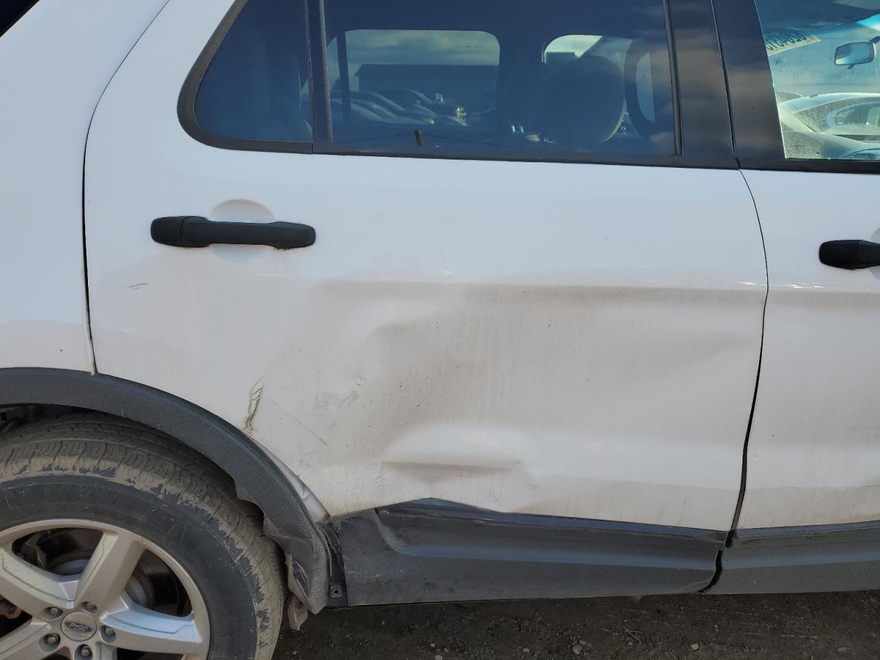 2013 Ford Explorer - Image 11