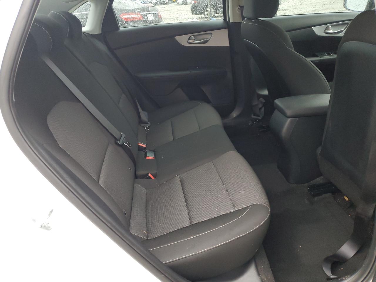 2024 Kia Forte - Image 11