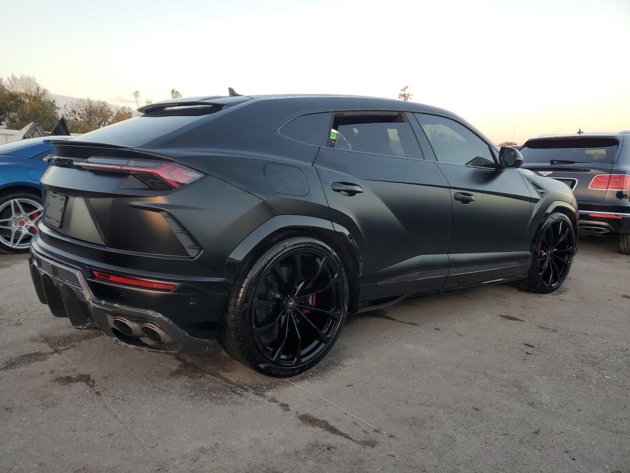 2019 Lamborghini Urus - Image 3