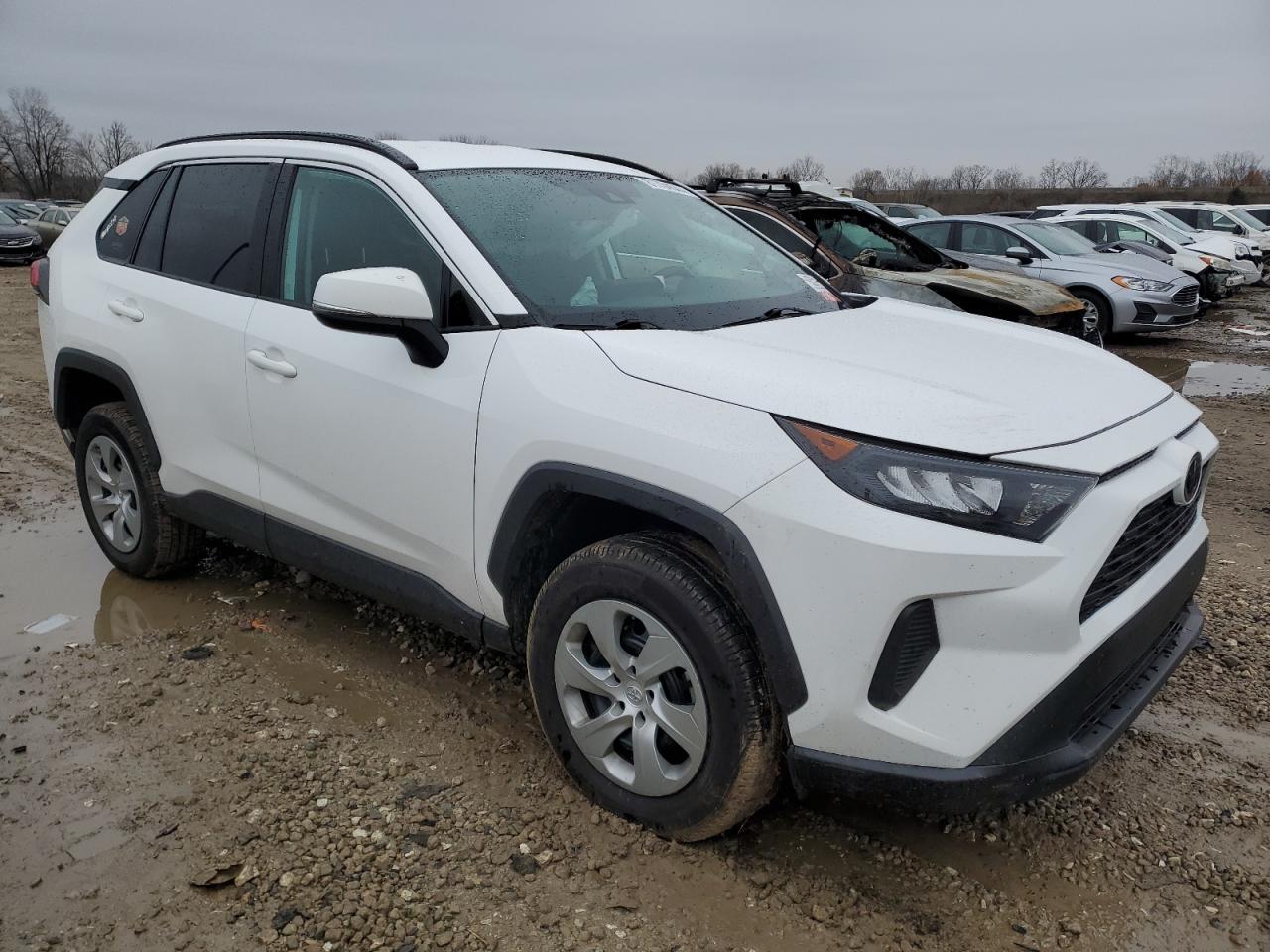 VIN 2T3G1RFV5KC010879 2019 TOYOTA RAV4 no.4