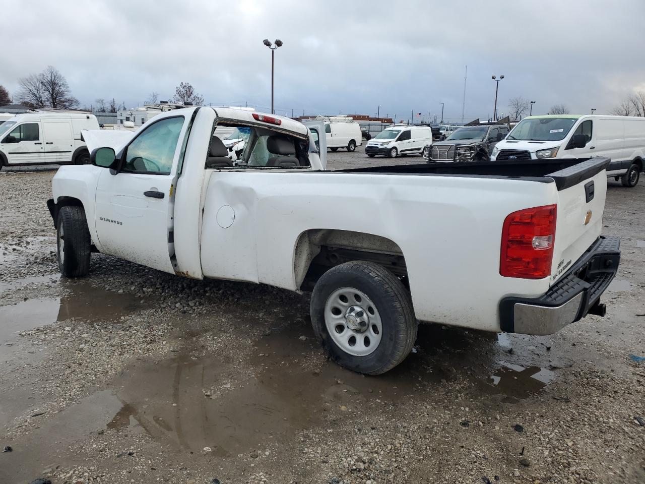2013 Chevrolet Silverado - Image 2