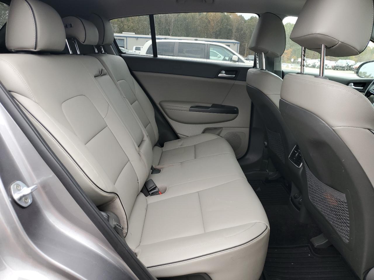2017 Kia Sportage - Image 11