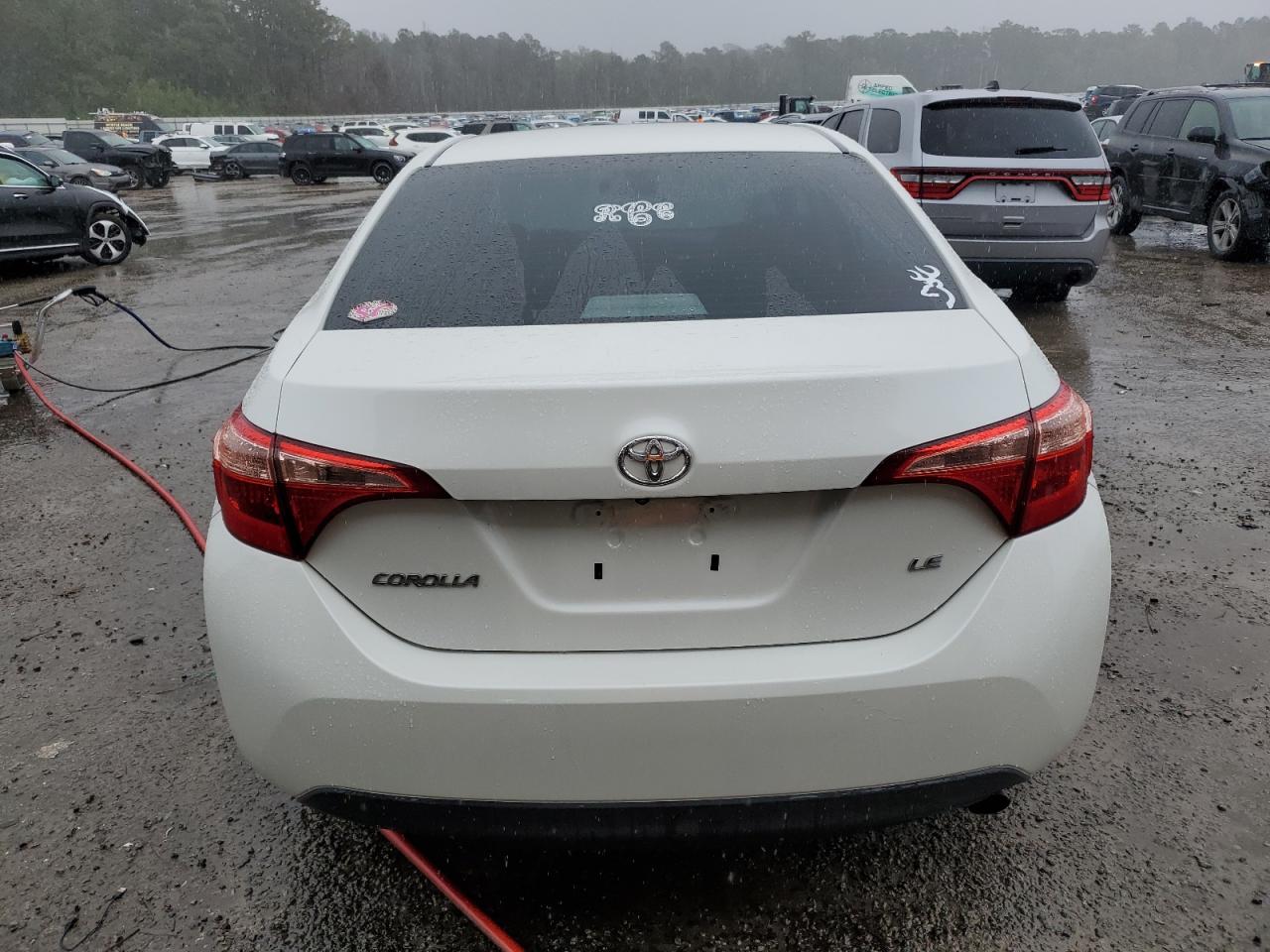 2018 Toyota Corolla L VIN: 5YFBURHE1JP847490 Lot: 78228474