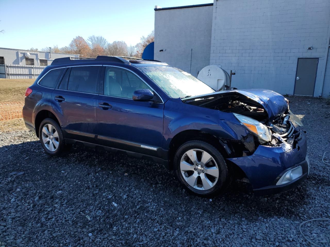 2010 Subaru Outback - Image 4
