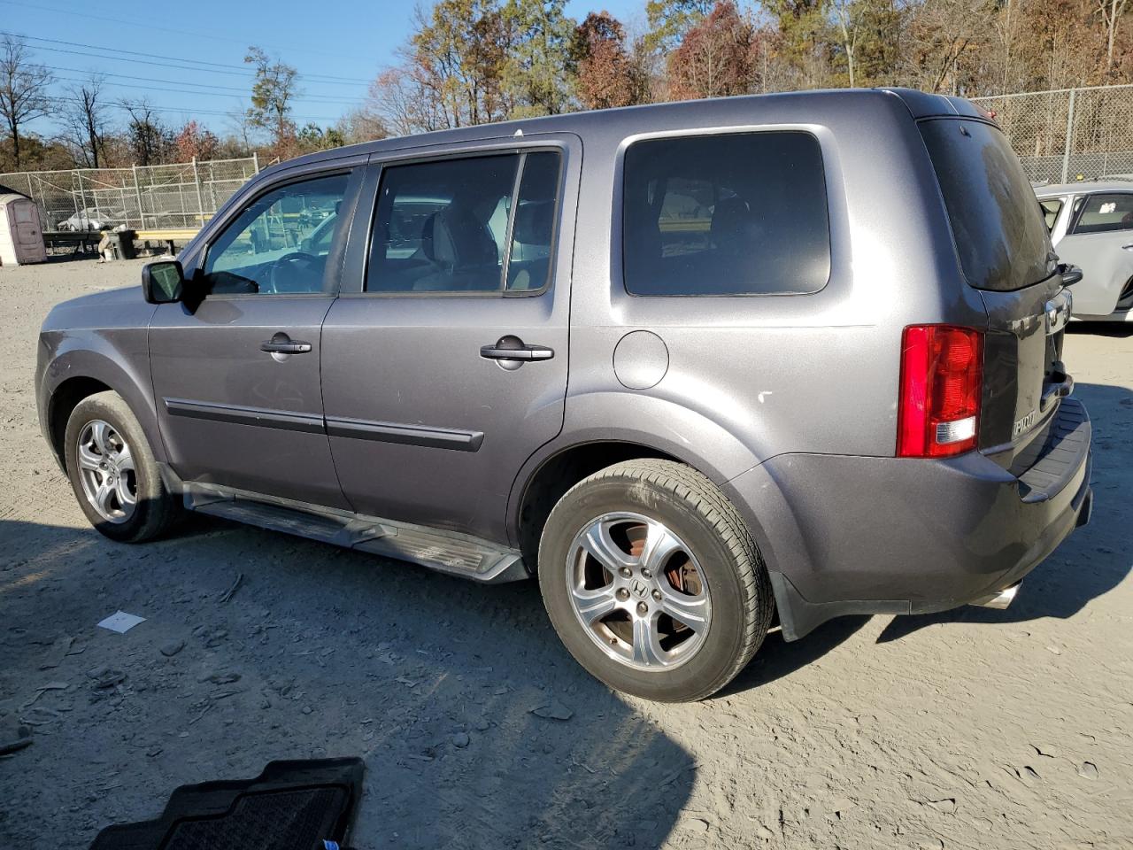 2014 Honda Pilot - Image 2