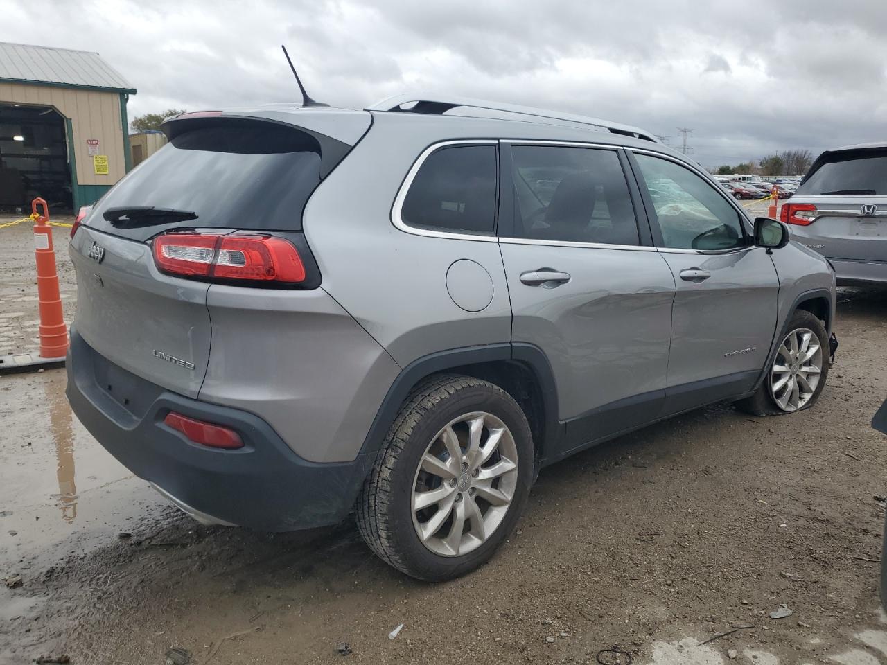 2015 Jeep Grand Cherokee - Image 3