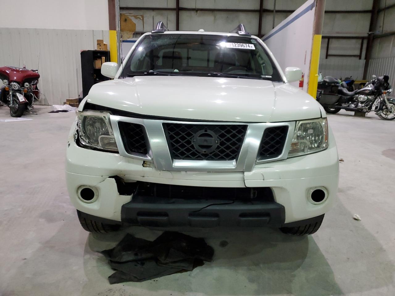 2014 Nissan Navara (Frontier) - Image 5