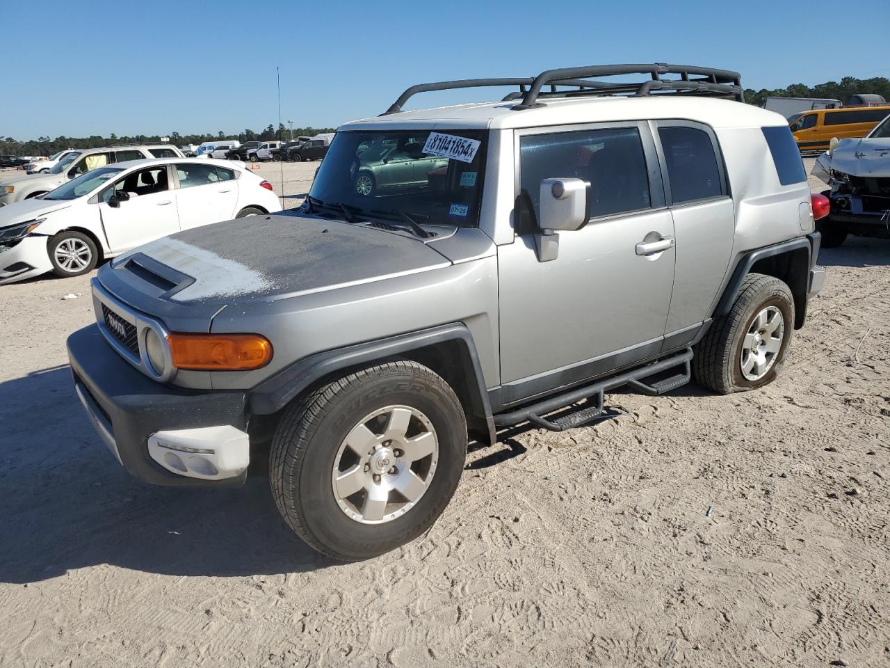 2010 Toyota FJ Cruiser - Image 1