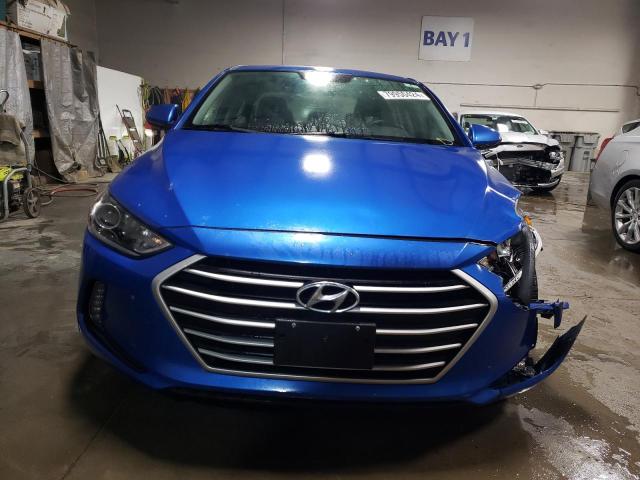  HYUNDAI ELANTRA 2017 Синий