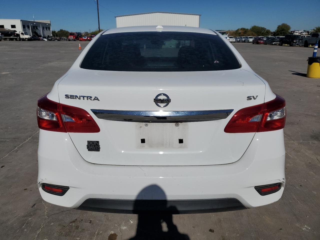 2018 Nissan Sentra S VIN: 3N1AB7AP2JY311233 Lot: 80838954