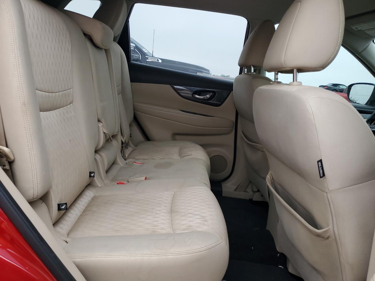 2017 Nissan Rogue - Image 10