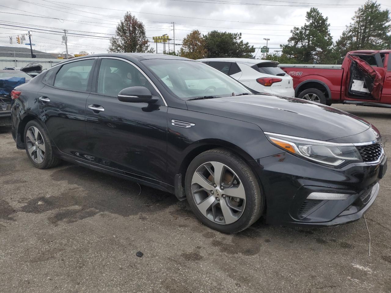 2019 Kia Optima - Image 4