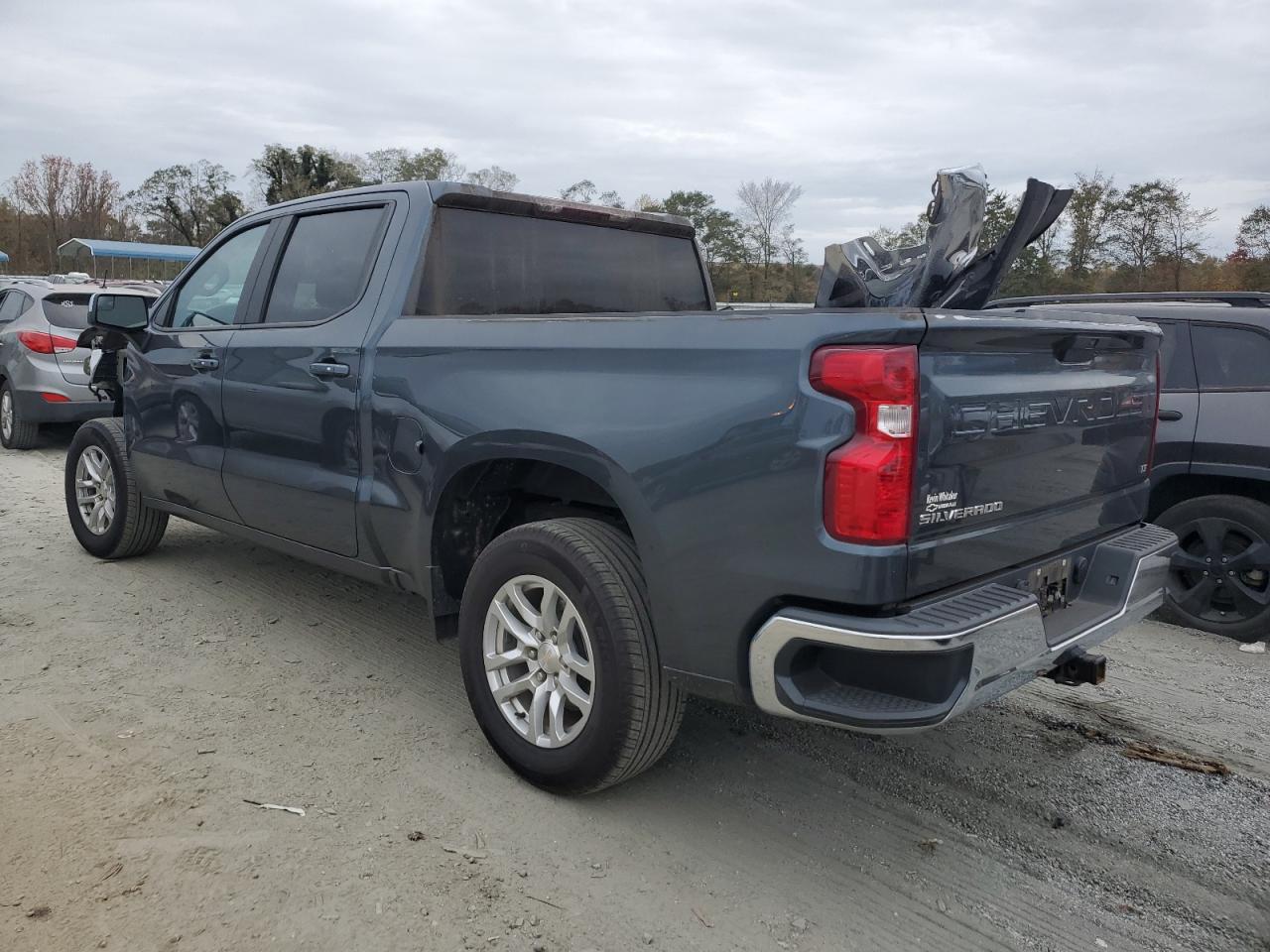 2019 Chevrolet Silverado - Image 2