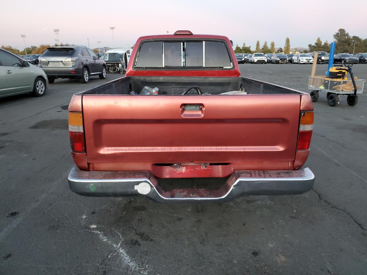 1994 Toyota Pickup 1/2 Ton Extra Long Wheelbase Dx VIN: 4TARN93P1RZ231015 Lot: 79647874