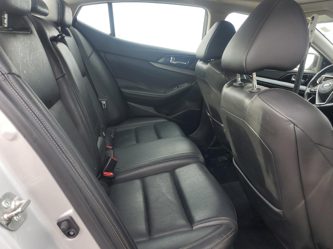 2017 Nissan Maxima - Image 10