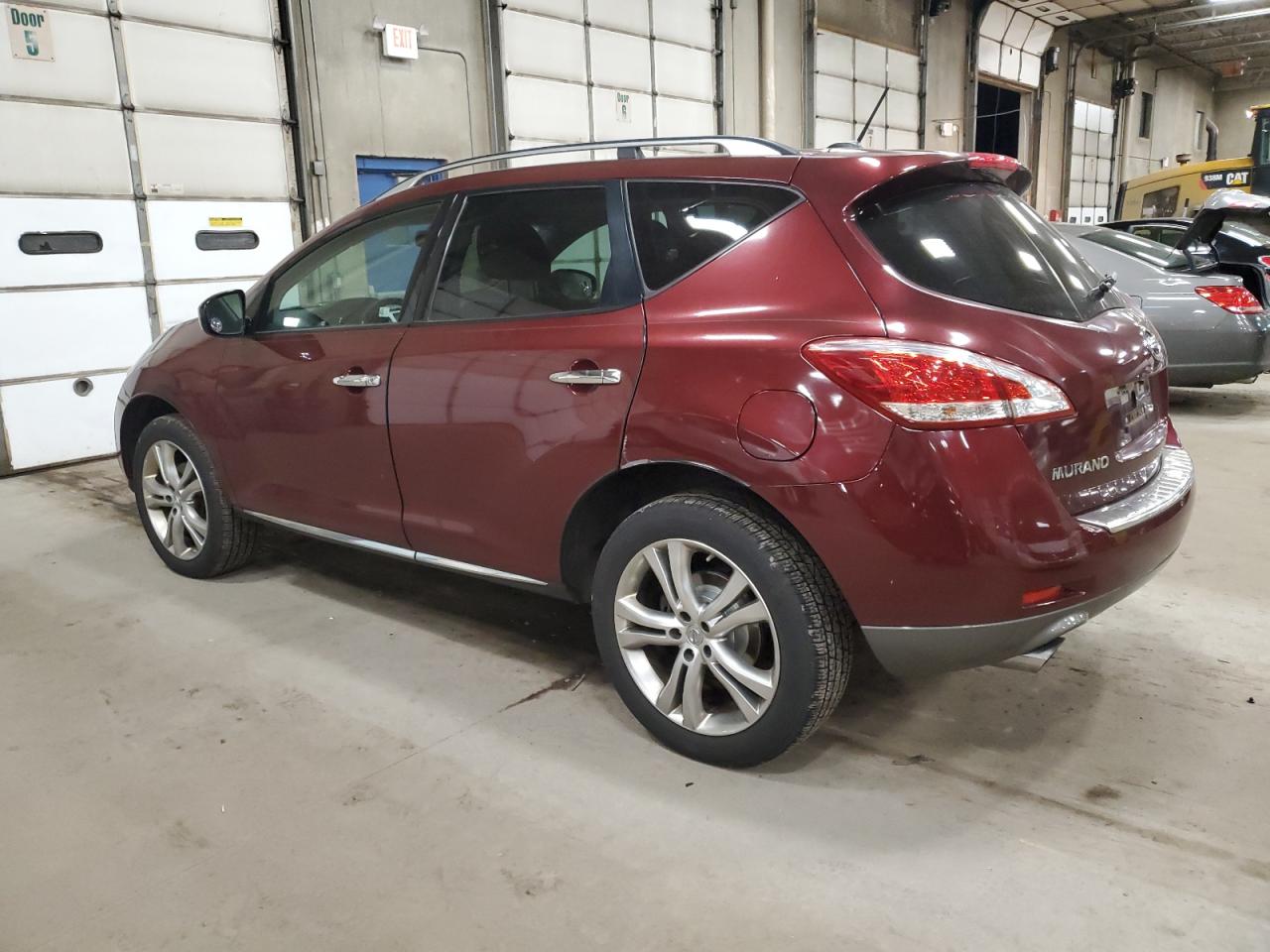2011 Nissan Murano - Image 2