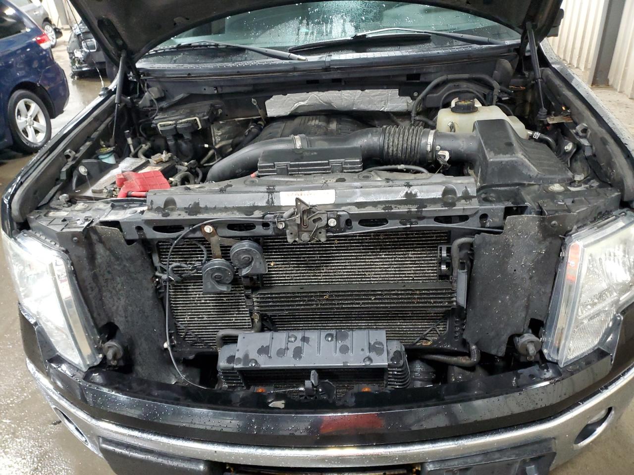 2011 Ford F-150 - Image 11