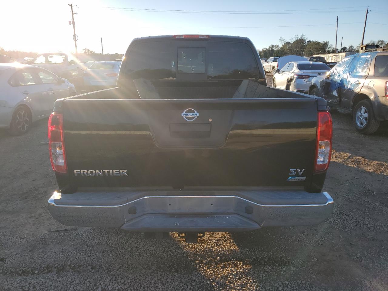 2018 Nissan Navara (Frontier) - Image 6