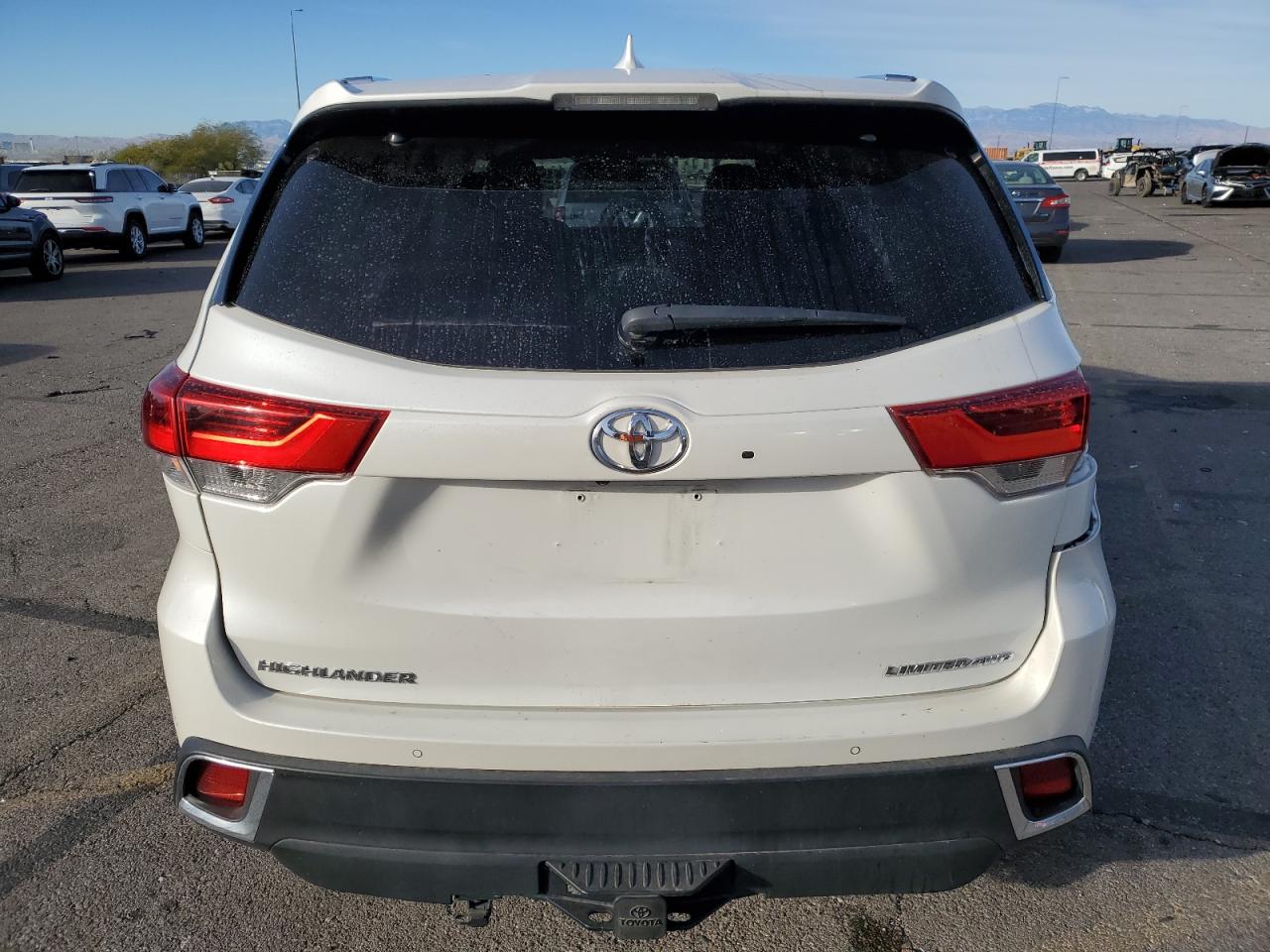 2018 Toyota Highlander Limited VIN: 5TDDZRFH6JS824320 Lot: 79481184