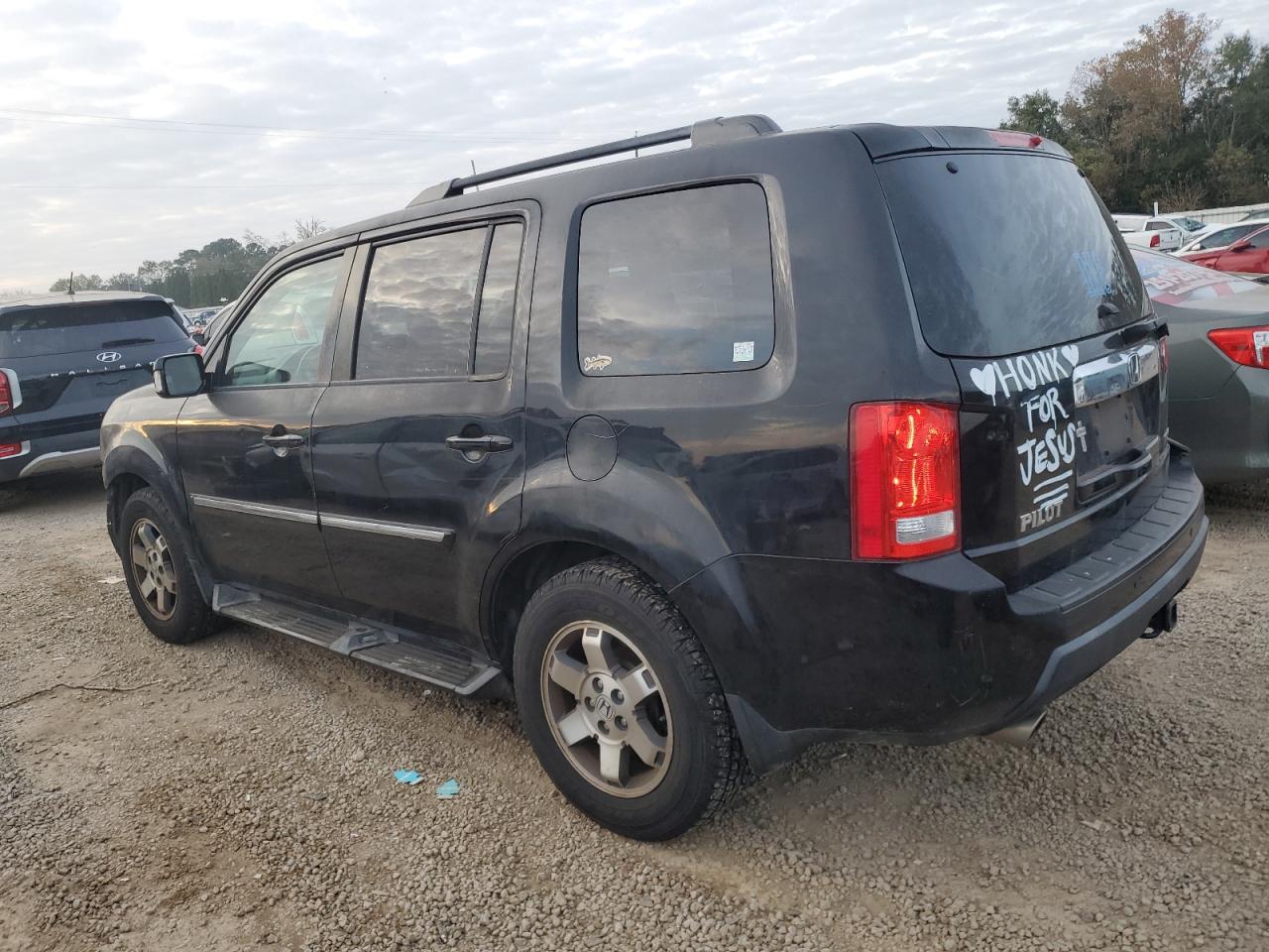 2010 Honda Pilot - Image 2