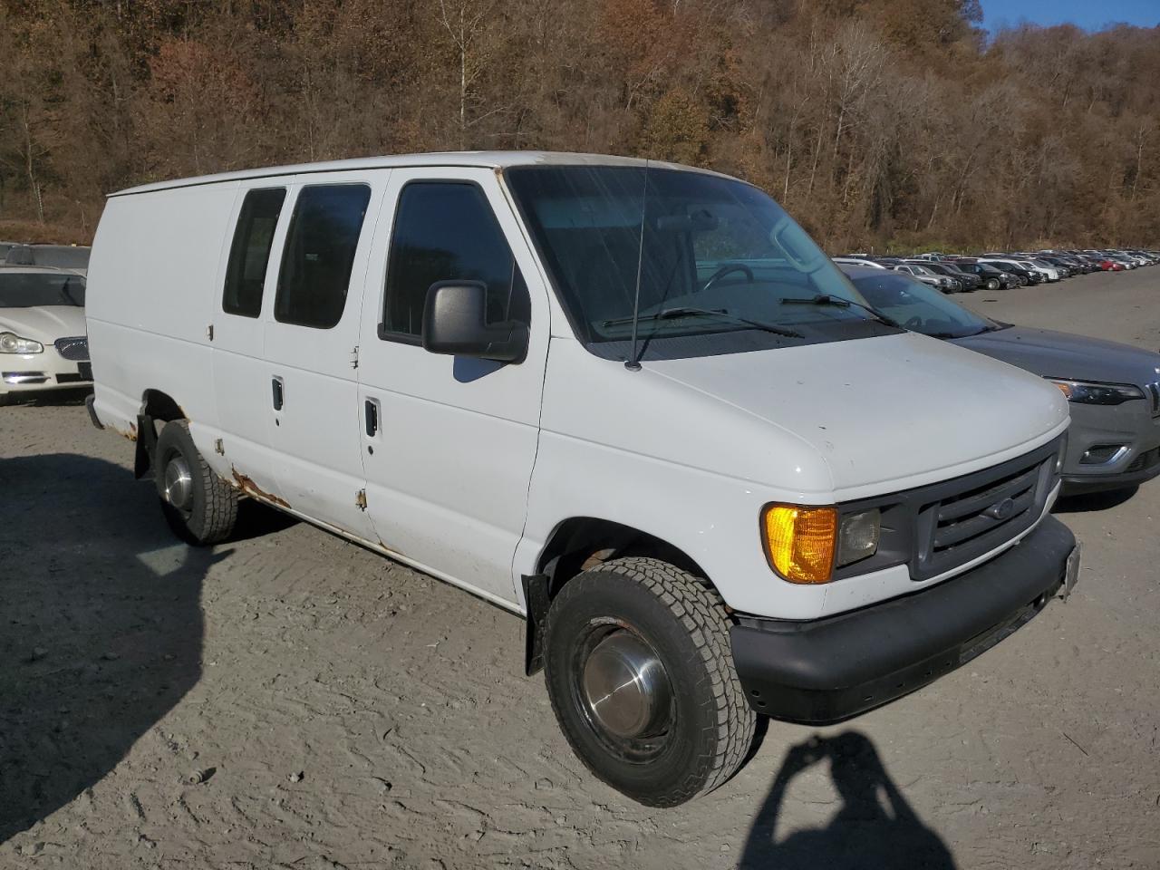 2003 Ford Econoline - Image 4
