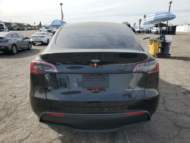  TESLA MODEL Y 2023 Черный