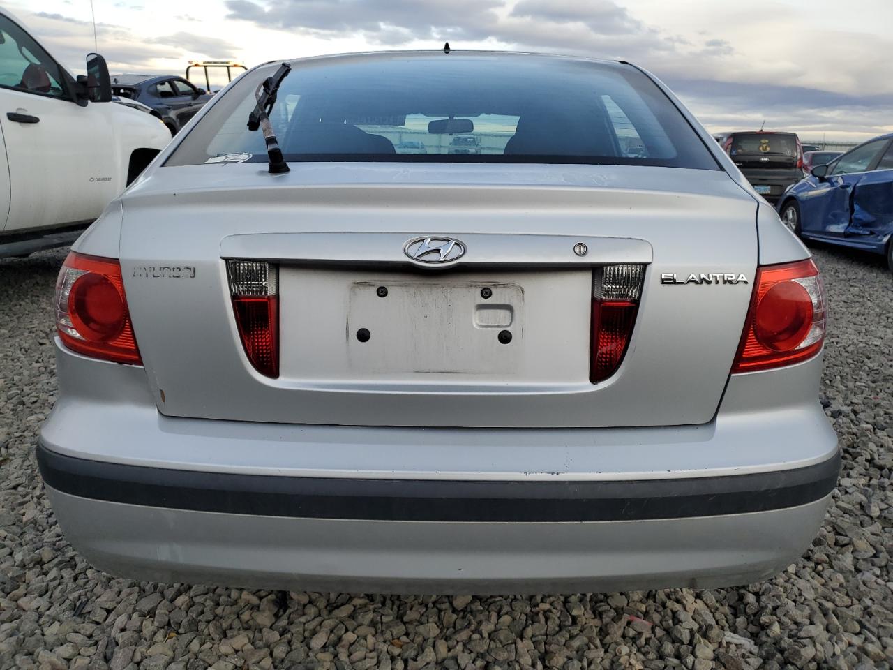 2005 Hyundai Elantra Gls VIN: KMHDN56DX5U135296 Lot: 81424734