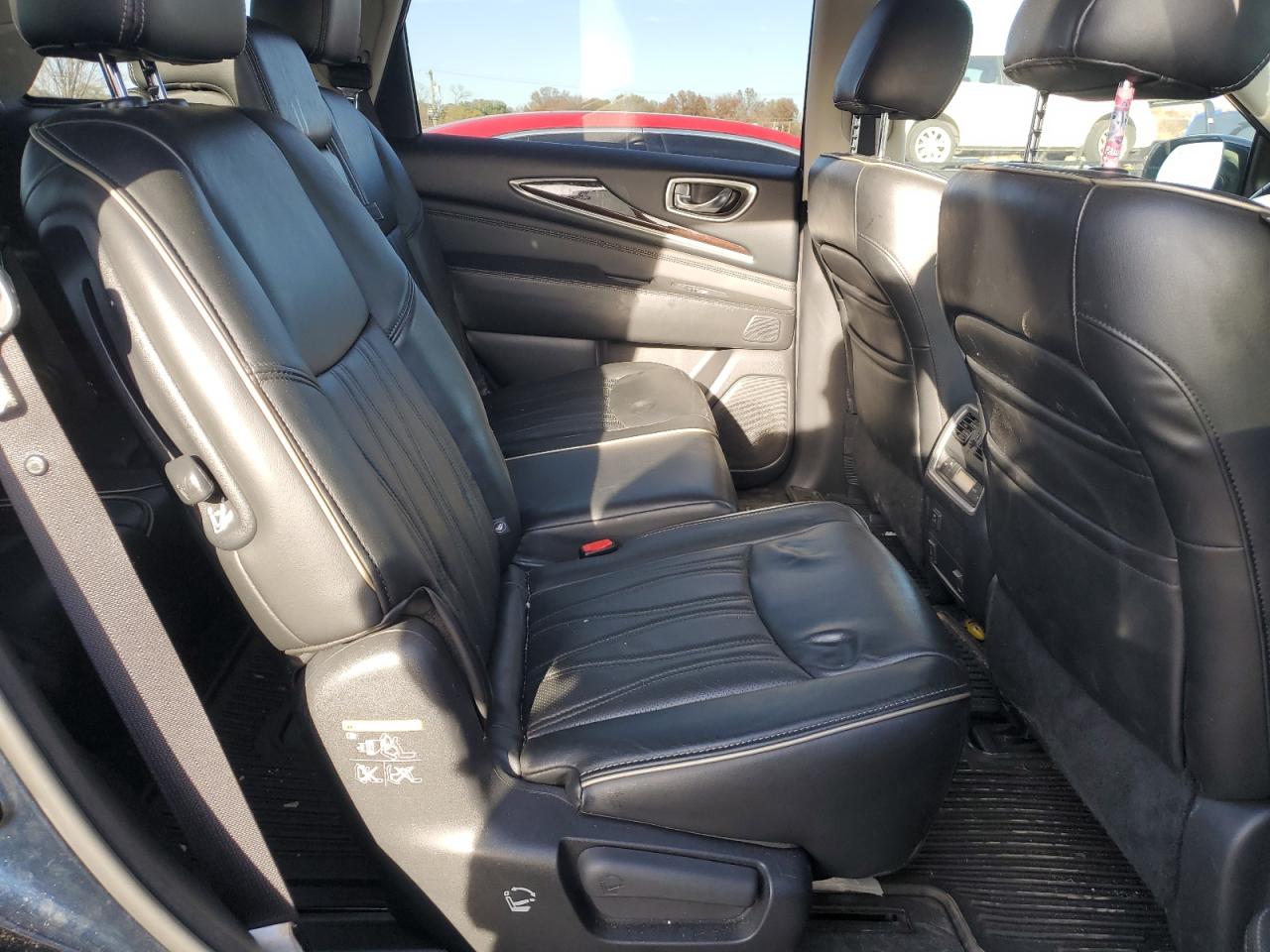 2017 Infiniti QX60 - Image 11