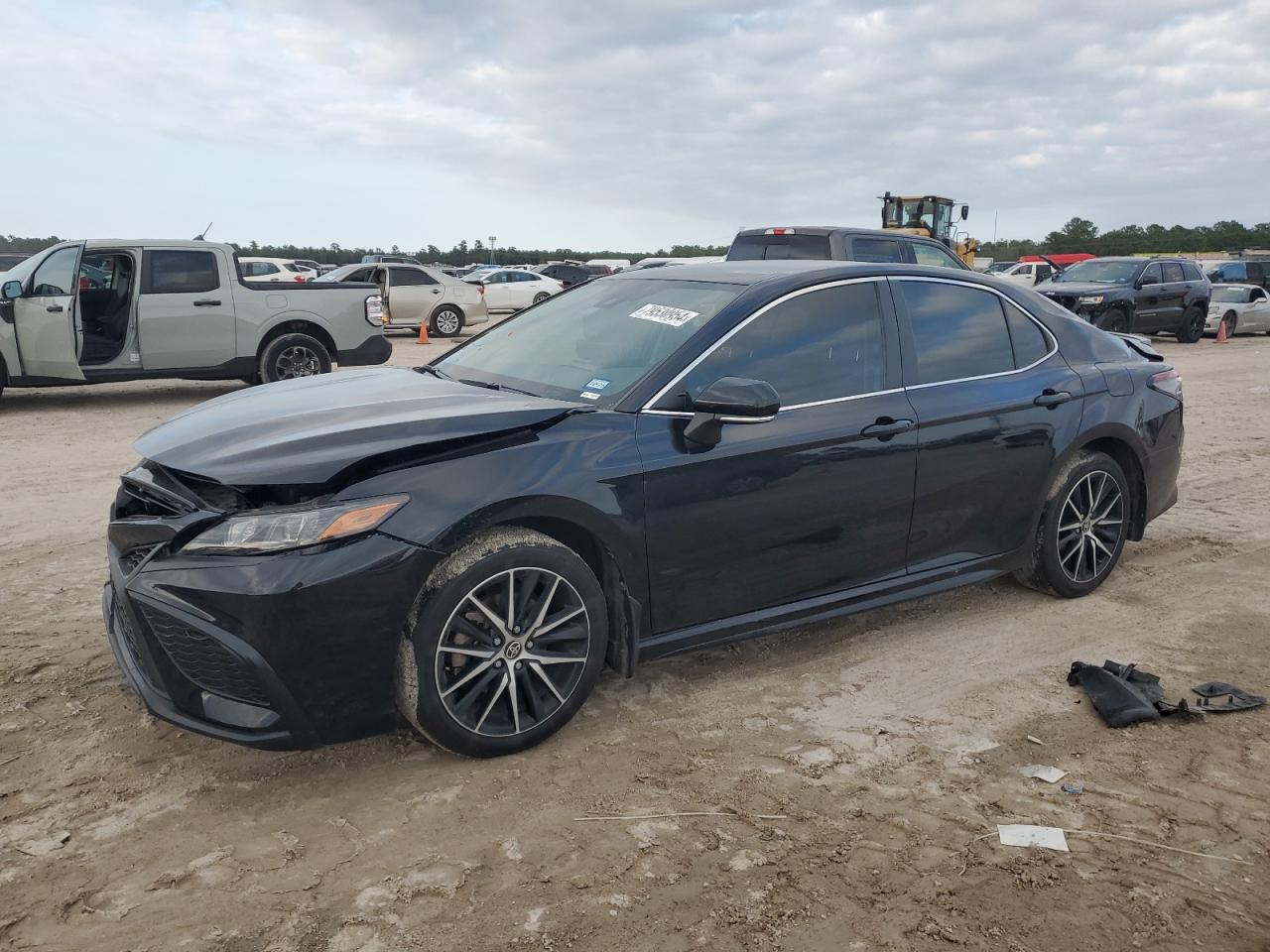 2023 Toyota Camry - Image 1