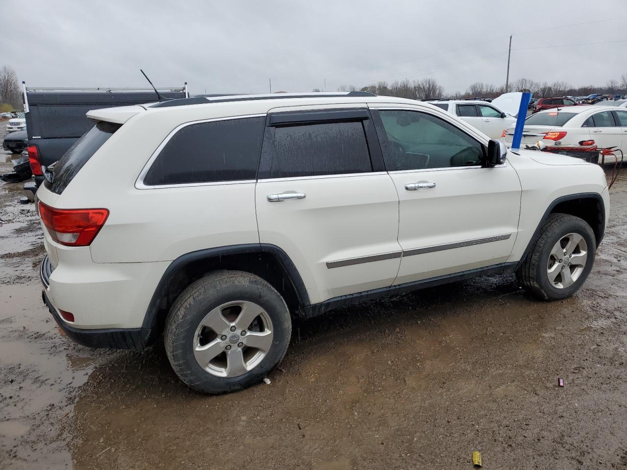2012 Jeep Grand Cherokee - Image 3