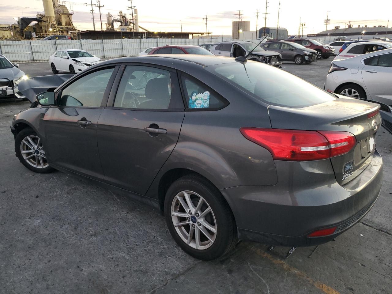 VIN 1FADP3F20HL304534 2017 FORD FOCUS no.2