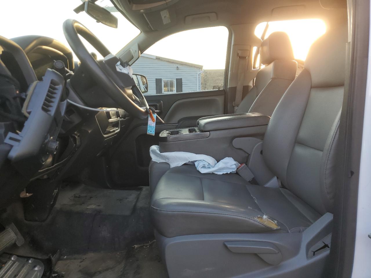 2015 Chevrolet Silverado - Image 7