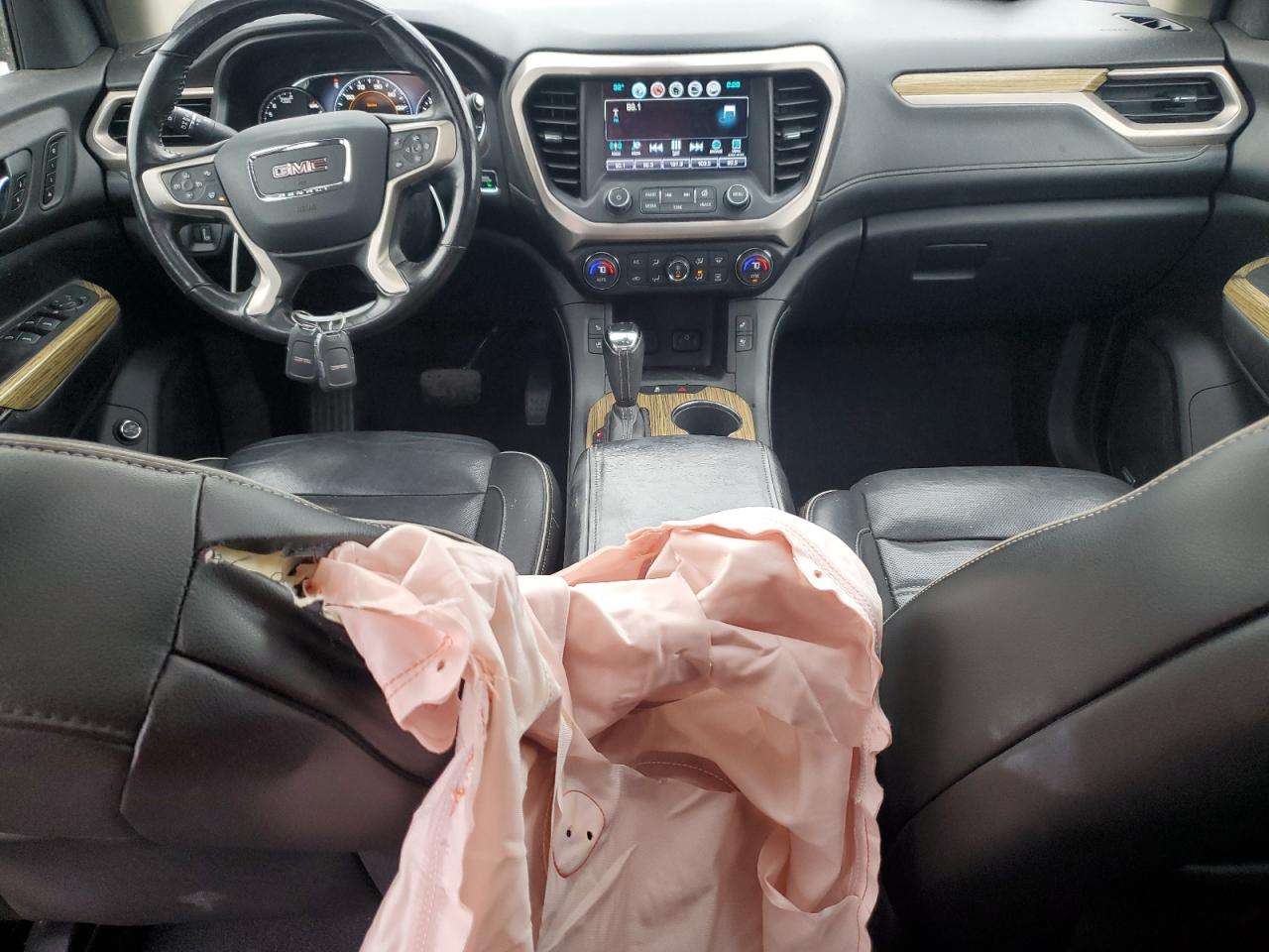 2019 GMC Acadia - Image 8