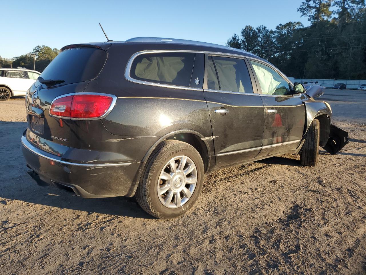 VIN 5GAKRBKD7EJ355664 2014 BUICK ENCLAVE no.3