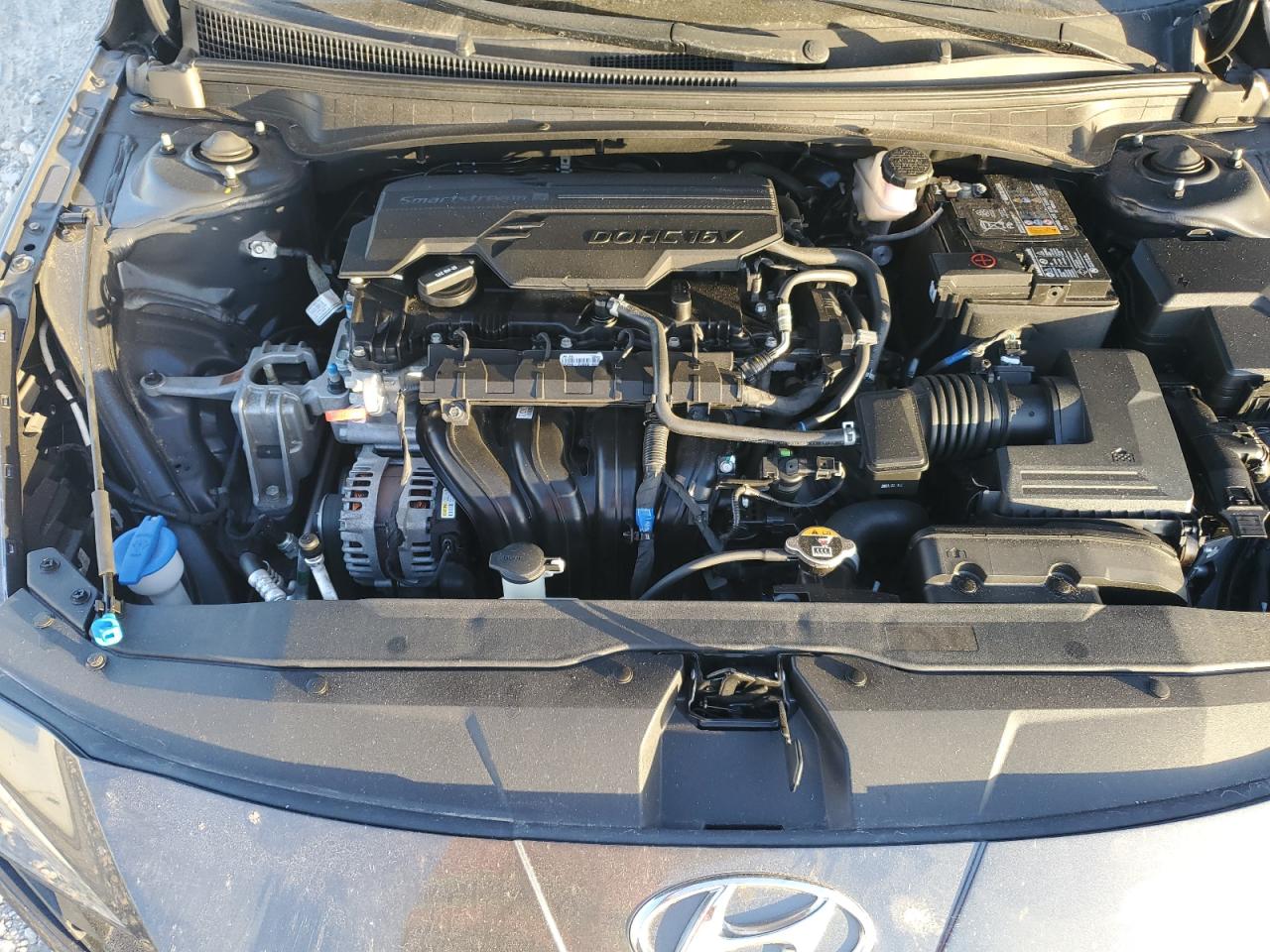 2021 Hyundai Elantra - Image 13