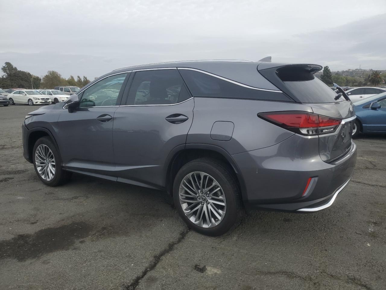 2021 Lexus RX - Image 2