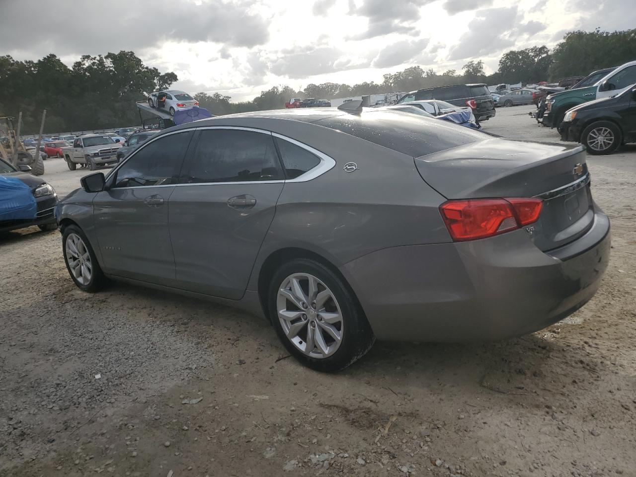 2017 Chevrolet Impala - Image 2
