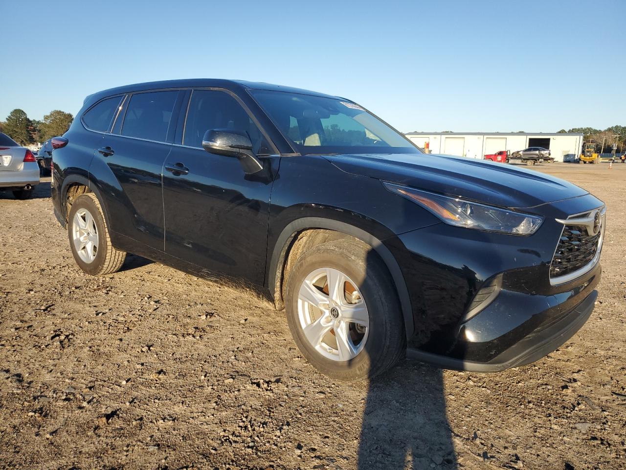 2022 Toyota Highlander - Image 4